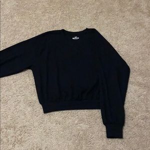 black Hollister sweater